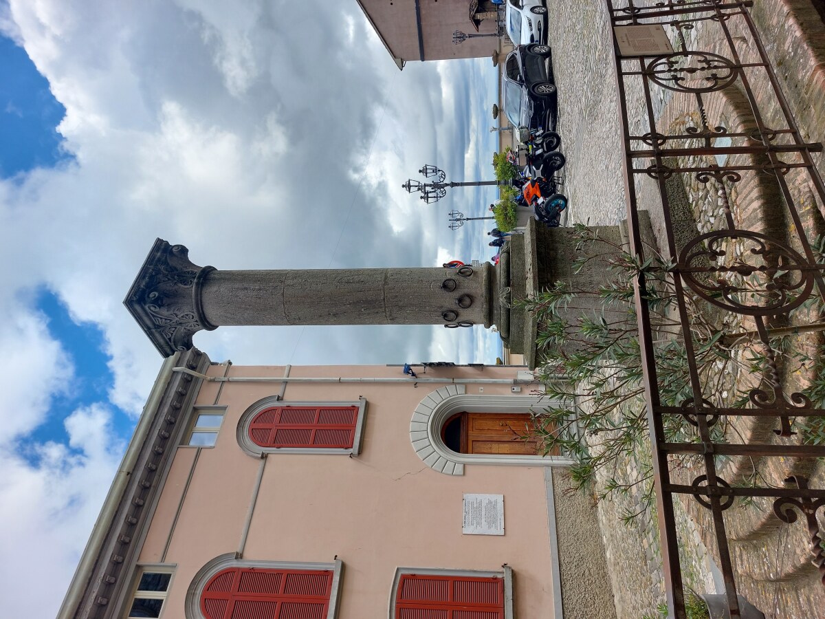 Colonna delle Anella di Bertinoro