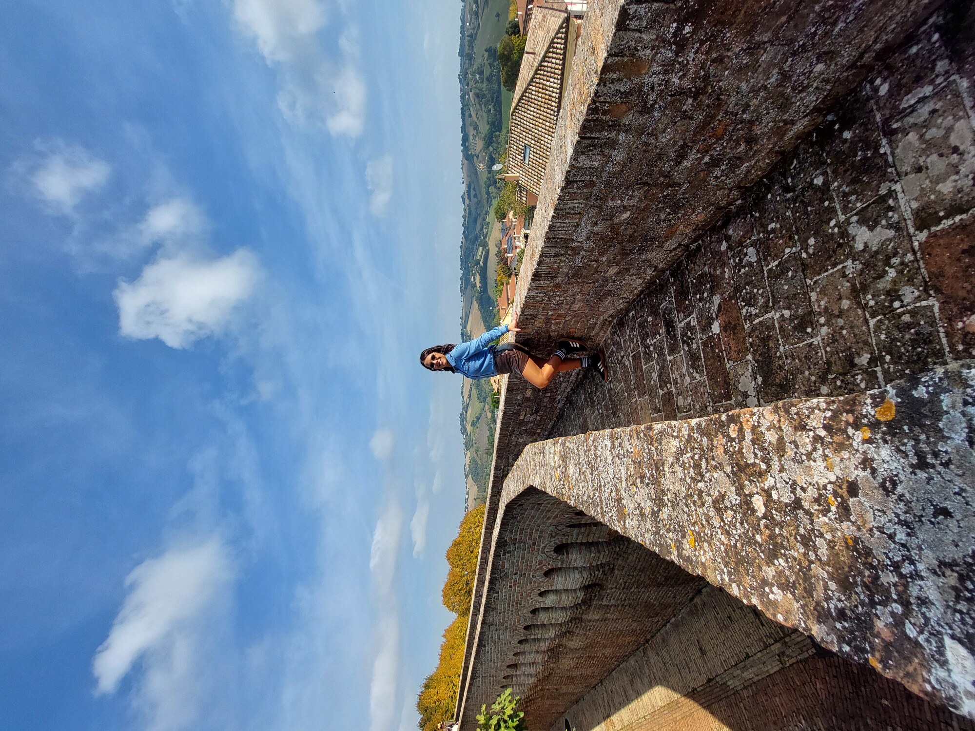 Camminamento tra le mura