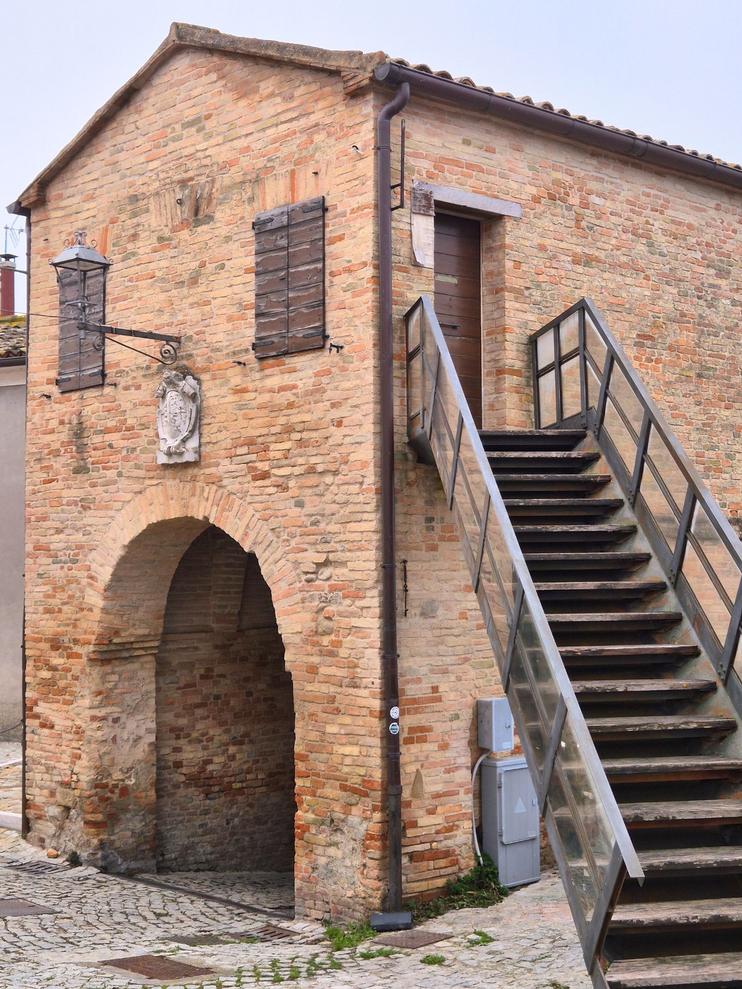porta urbica di Montefabbri