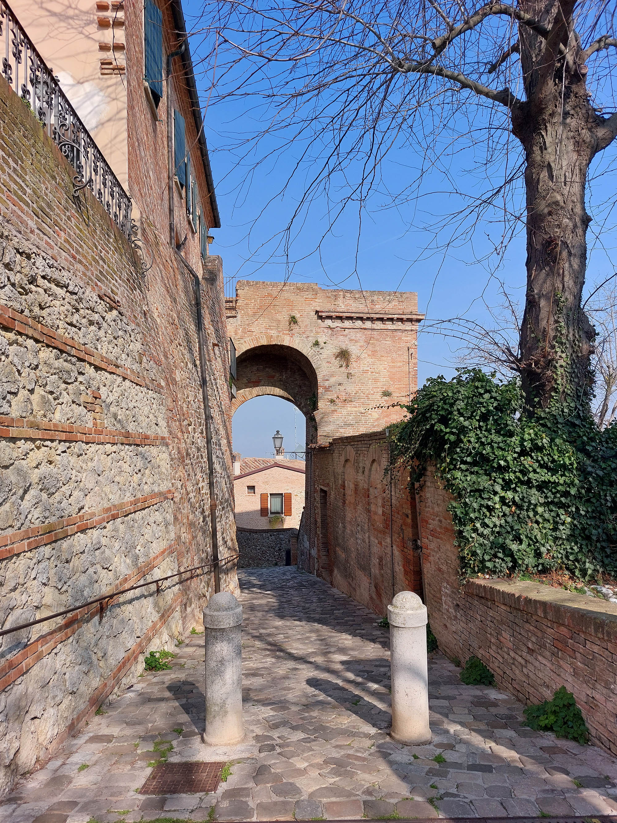 Porta del Campanone Vecchio