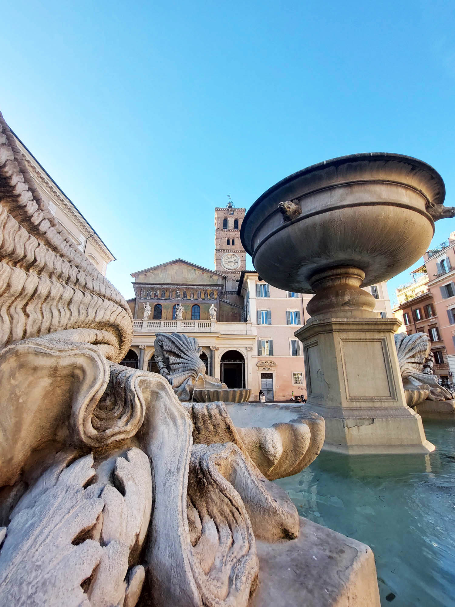 Piazza Santa Maria in Trastevere