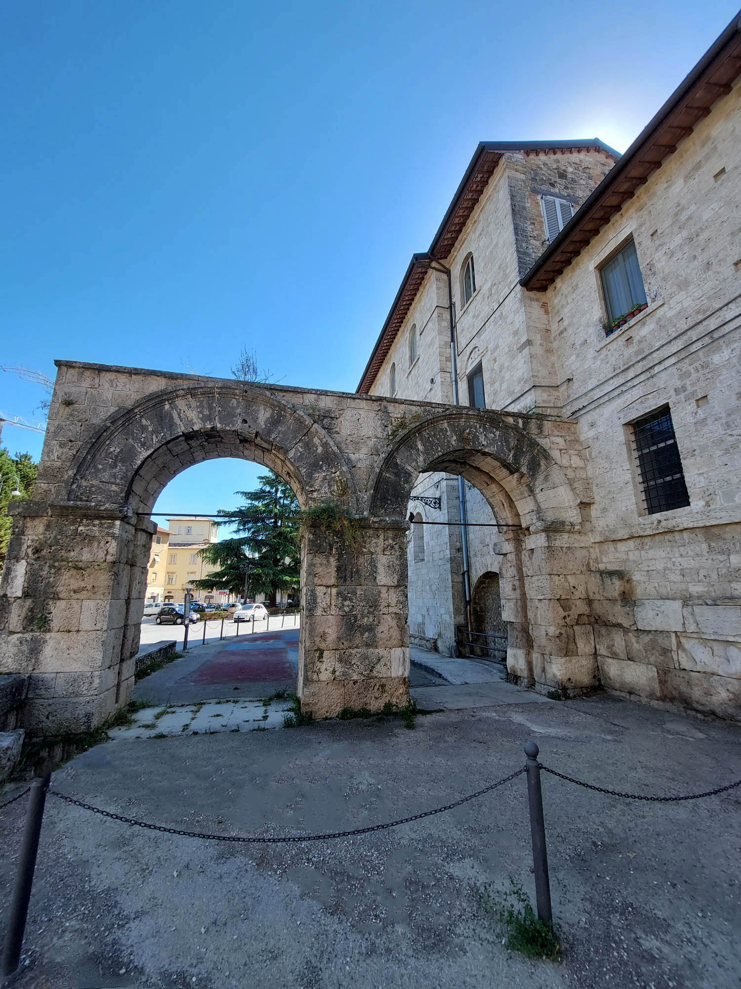 Porta Romana di Ascoli Piceno Porta Romana di Ascoli Piceno