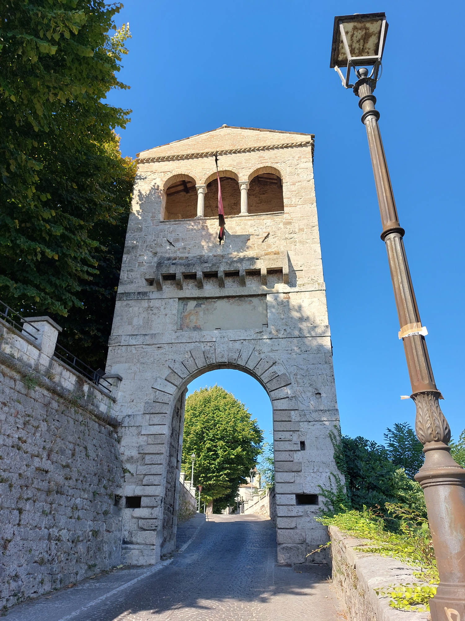 Arco di Porta Tufilla Arco di Porta Tufilla