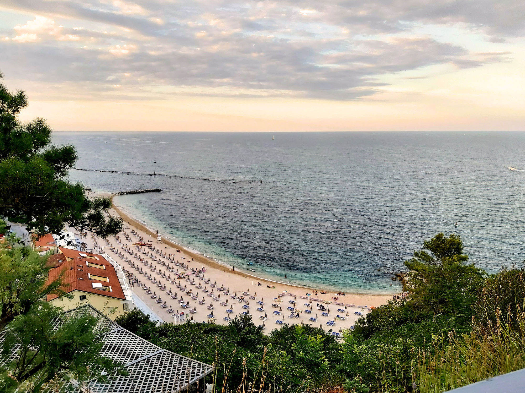 Le spiagge della Riviera del Conero