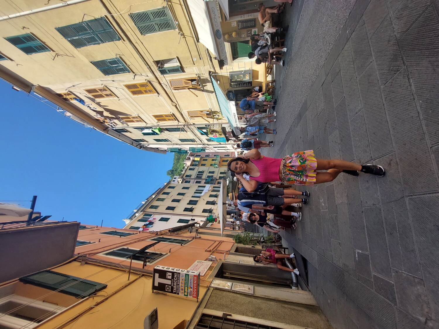 Via Colombo, la via principale di Riomaggiore