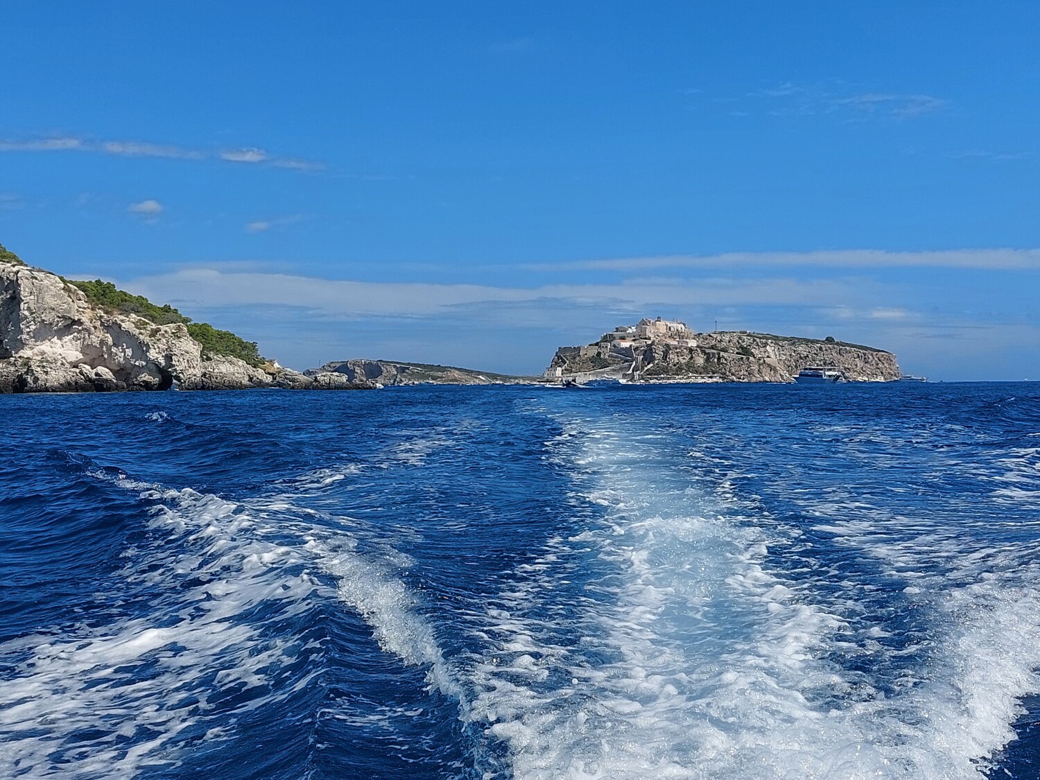Tour in gommone alle Tremiti Tour in gommone alle Tremiti